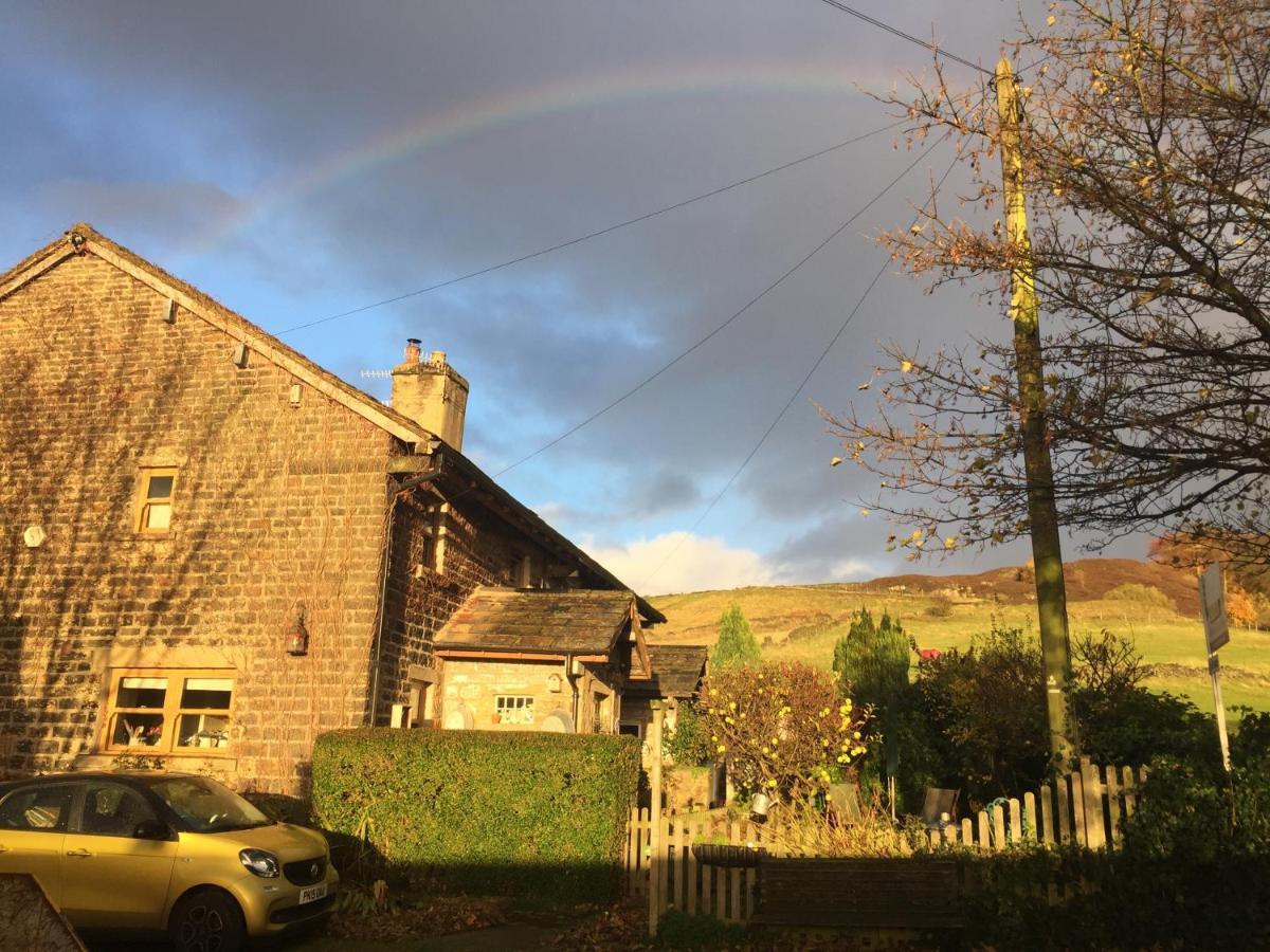 Hawkshead Cottage Glossop Exterior photo